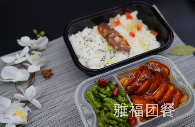 食堂承包和食堂托管的區別