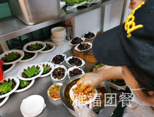 食堂托管如何做好管理