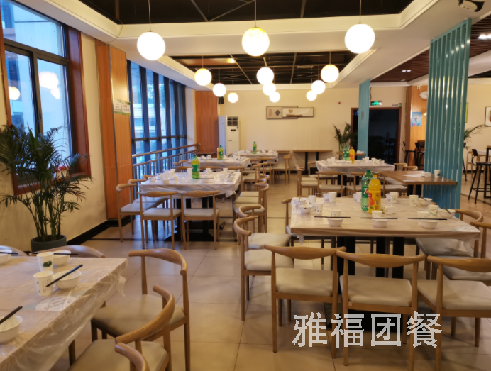 食堂托管