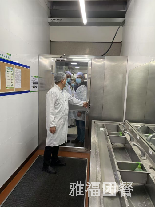 學校食堂承包